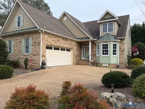 Exterior - 11283 Winding River Rd, Providence Forge, VA 23140 photo 4 of 13