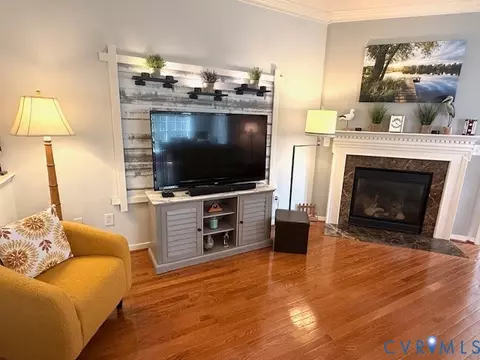 Living - 11283 Winding River Rd, Providence Forge, VA 23140 photo 1 of 4