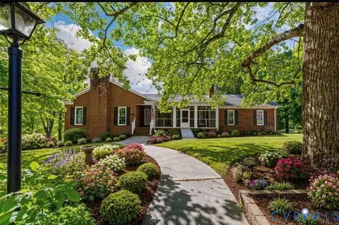 1503 Wiggins Rd, Emporia, VA 23847