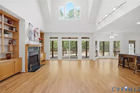 13265 Coulbourn Rd, Saluda, VA 23149