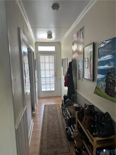 Entry Way - 806 Spring St, Richmond, VA 23220 photo 1 of 2