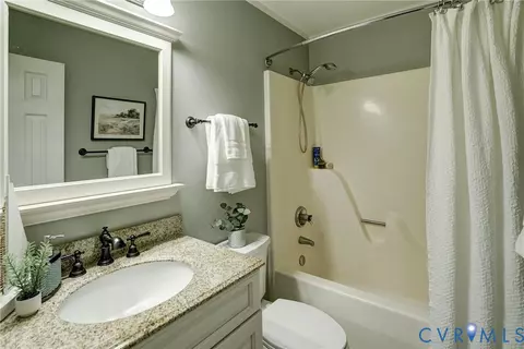 Bath - 40 River Ct, Aylett, VA 23009 photo 2 of 2