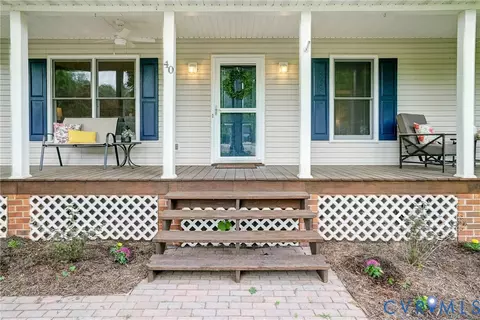 Exterior - 40 River Ct, Aylett, VA 23009 photo 4 of 13