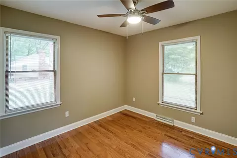 Bedroom - 40 River Ct, Aylett, VA 23009 photo 4 of 5