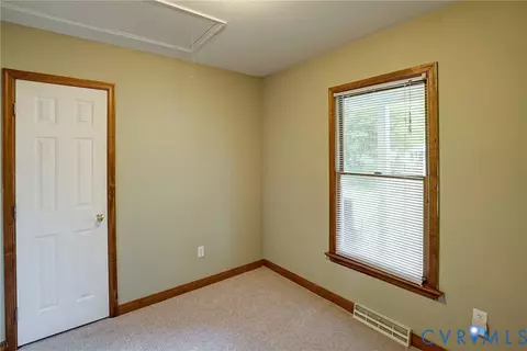 Bedroom - 40 River Ct, Aylett, VA 23009 photo 5 of 5