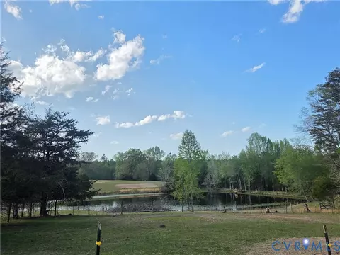 474 Orchid Rd, Mineral, VA 23117