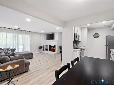 2121 Turtle Run Dr #8, Henrico, VA 23233