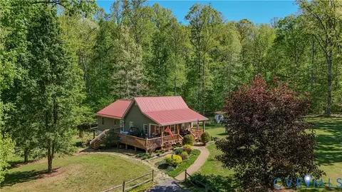 215 Mt Airy Ln, Cumberland, VA 23040