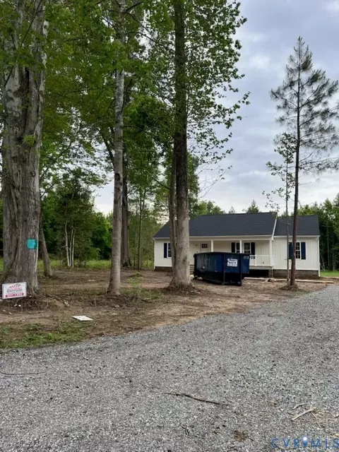 306 Barefords Mill Rd, Dunnsville, VA 22454