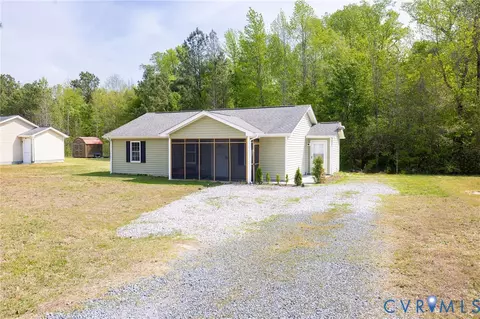 460 Horseshoe Rd, Jarratt, VA 23867