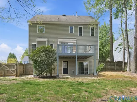 Exterior - 1625 Upperbury Dr, Midlothian, VA 23114 photo 7 of 10