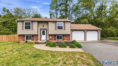 7301 Willowbranch Ct, North Chesterfield, VA 23234