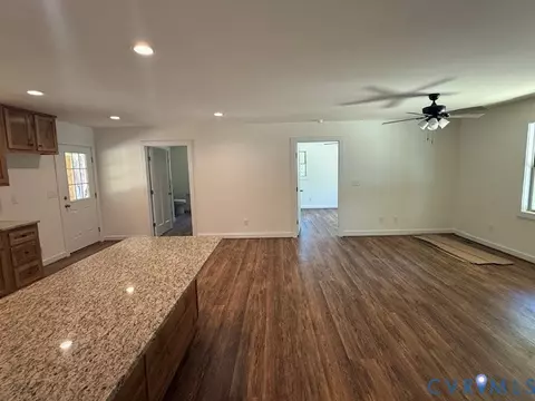 744 Robertsons Rd, Blackstone, VA 23824 photo 8