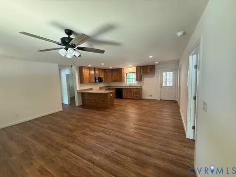 744 Robertsons Rd, Blackstone, VA 23824 photo 7
