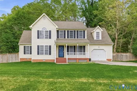 3131 Poinsetta Dr, Chester, VA 23831