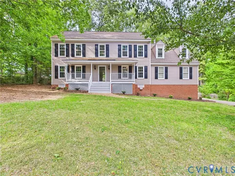 4502 Greyfield Pl, Chester, VA 23831