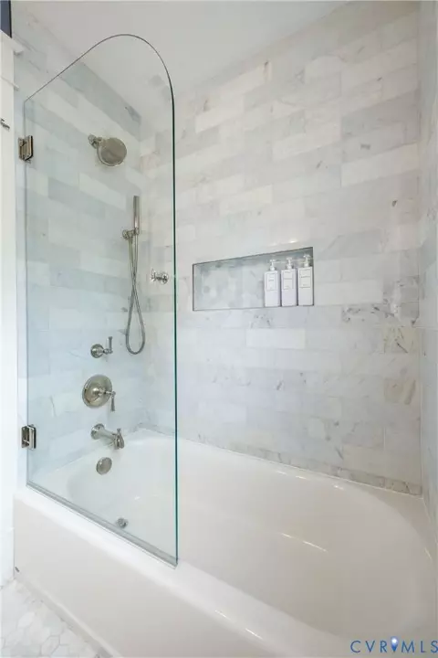 Bath - 4613 Devonshire Rd, Richmond, VA 23225 photo 3 of 3