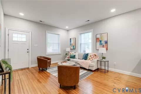 Living - 23 E 34th St, Richmond, VA 23224 photo 1 of 2