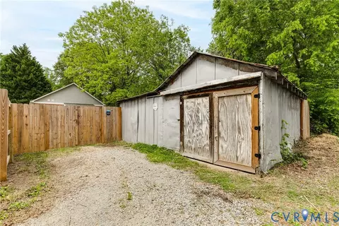 Exterior - 23 E 34th St, Richmond, VA 23224 photo 7 of 7