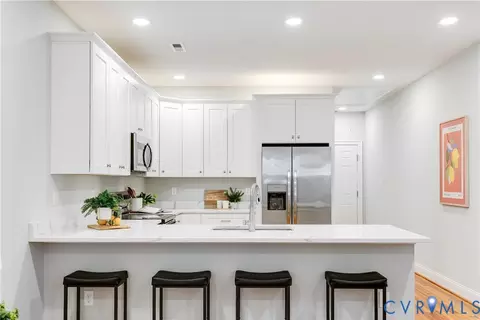 Kitchen - 23 E 34th St, Richmond, VA 23224 photo 5 of 6