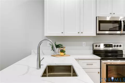 Kitchen - 23 E 34th St, Richmond, VA 23224 photo 4 of 6