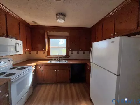 Kitchen - 155 Wysor Dr, Aylett, VA 23009 photo 1 of 1