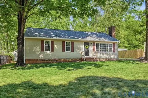 10116 Bayham Dr, North Chesterfield, VA 23235