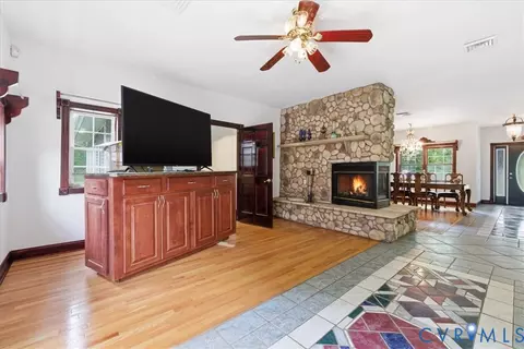 2680 Kiser Dr, Hopewell, VA 23860