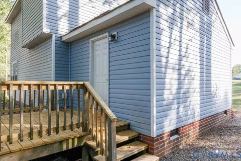 Exterior - 4800 Peartree Ct, Midlothian, VA 23112 photo 5 of 5