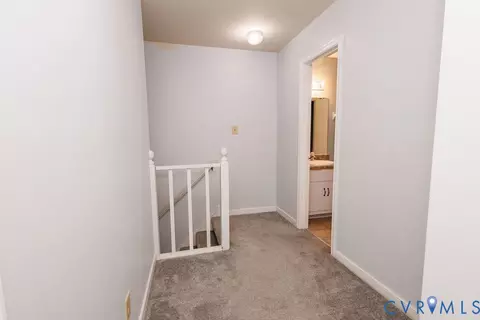 Entry Way - 4800 Peartree Ct, Midlothian, VA 23112 photo 2 of 2