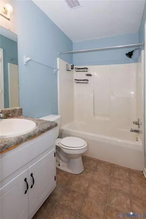 Bath - 4800 Peartree Ct, Midlothian, VA 23112 photo 3 of 5
