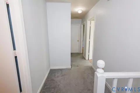 Entry Way - 4800 Peartree Ct, Midlothian, VA 23112 photo 1 of 2