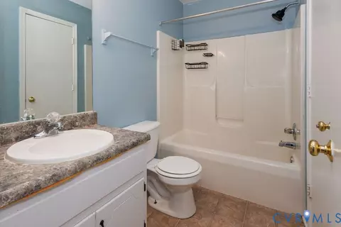 Bath - 4800 Peartree Ct, Midlothian, VA 23112 photo 2 of 5