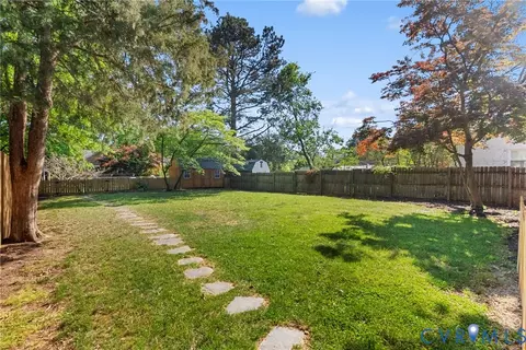 Exterior - 1227 Windsor Ave, Richmond, VA 23227 photo 4 of 9