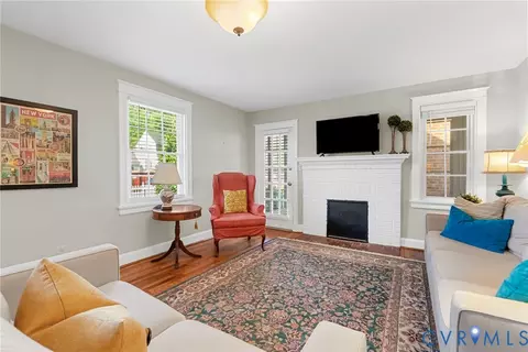 Living - 1227 Windsor Ave, Richmond, VA 23227 photo 3 of 4