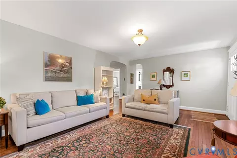 Living - 1227 Windsor Ave, Richmond, VA 23227 photo 4 of 4