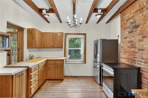 Kitchen - 2513 E Grace St, Richmond, VA 23223 photo 1 of 4