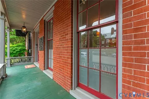 Exterior - 2513 E Grace St, Richmond, VA 23223 photo 3 of 16