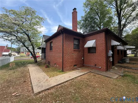 208 Winber Dr, Richmond, VA 23224 photo 3