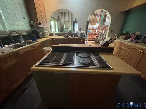 Kitchen - 6424 Hackney Cir, North Chesterfield, VA 23234 photo 3 of 4