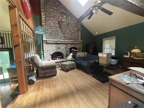 Living - 6424 Hackney Cir, North Chesterfield, VA 23234 photo 1 of 3