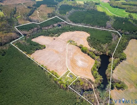 32082 Sparta Rd, Milford, VA 22514