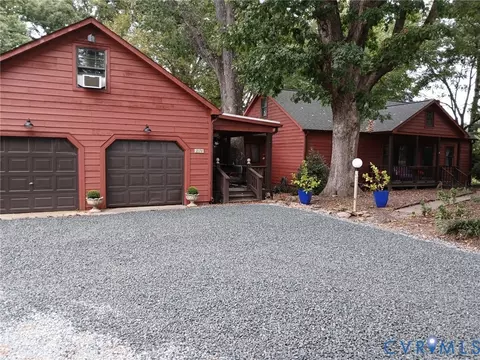 2174 Grubby Rd, Halifax, VA 24558