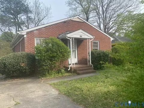210 Maple St, Suffolk, VA 23434
