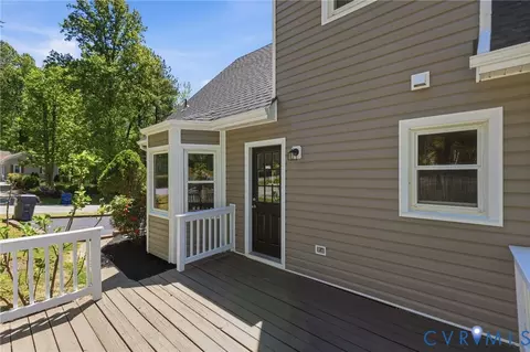 Exterior - 7631 Cotfield Rd, North Chesterfield, VA 23237 photo 3 of 6