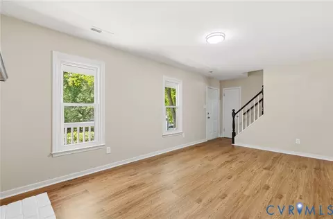 Living - 7631 Cotfield Rd, North Chesterfield, VA 23237 photo 3 of 4