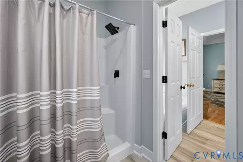 Bath - 1850 Jeter Rd, Powhatan, VA 23139 photo 5 of 5