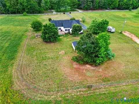 View/Area - 1850 Jeter Rd, Powhatan, VA 23139 photo 4 of 4
