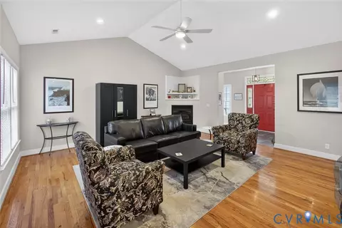 Living - 1850 Jeter Rd, Powhatan, VA 23139 photo 2 of 4