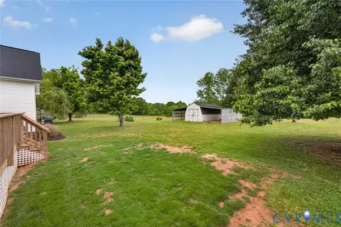 Exterior - 1850 Jeter Rd, Powhatan, VA 23139 photo 8 of 16